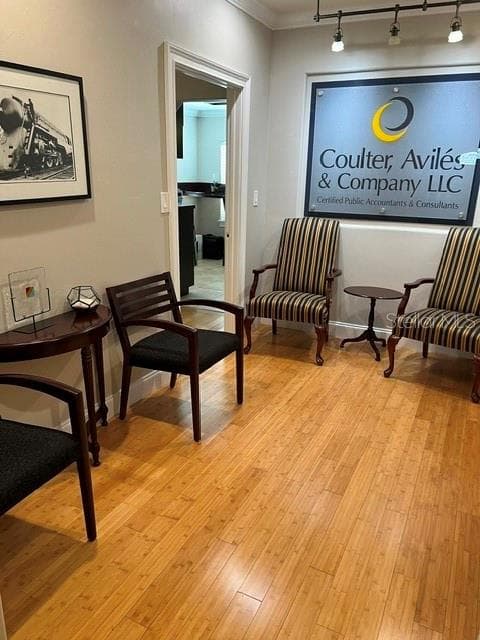 Waiting Area - 1202 N ARMENIA AVE, TAMPA