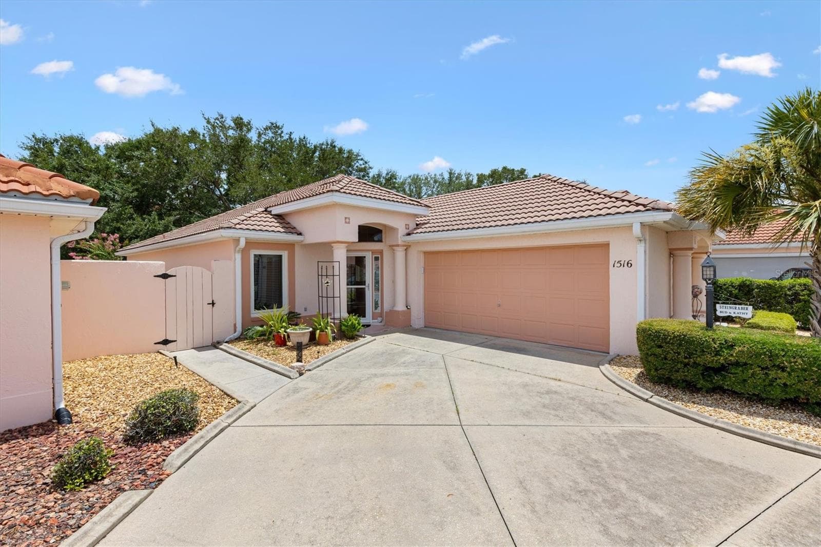 1516 MARTINEZ DR