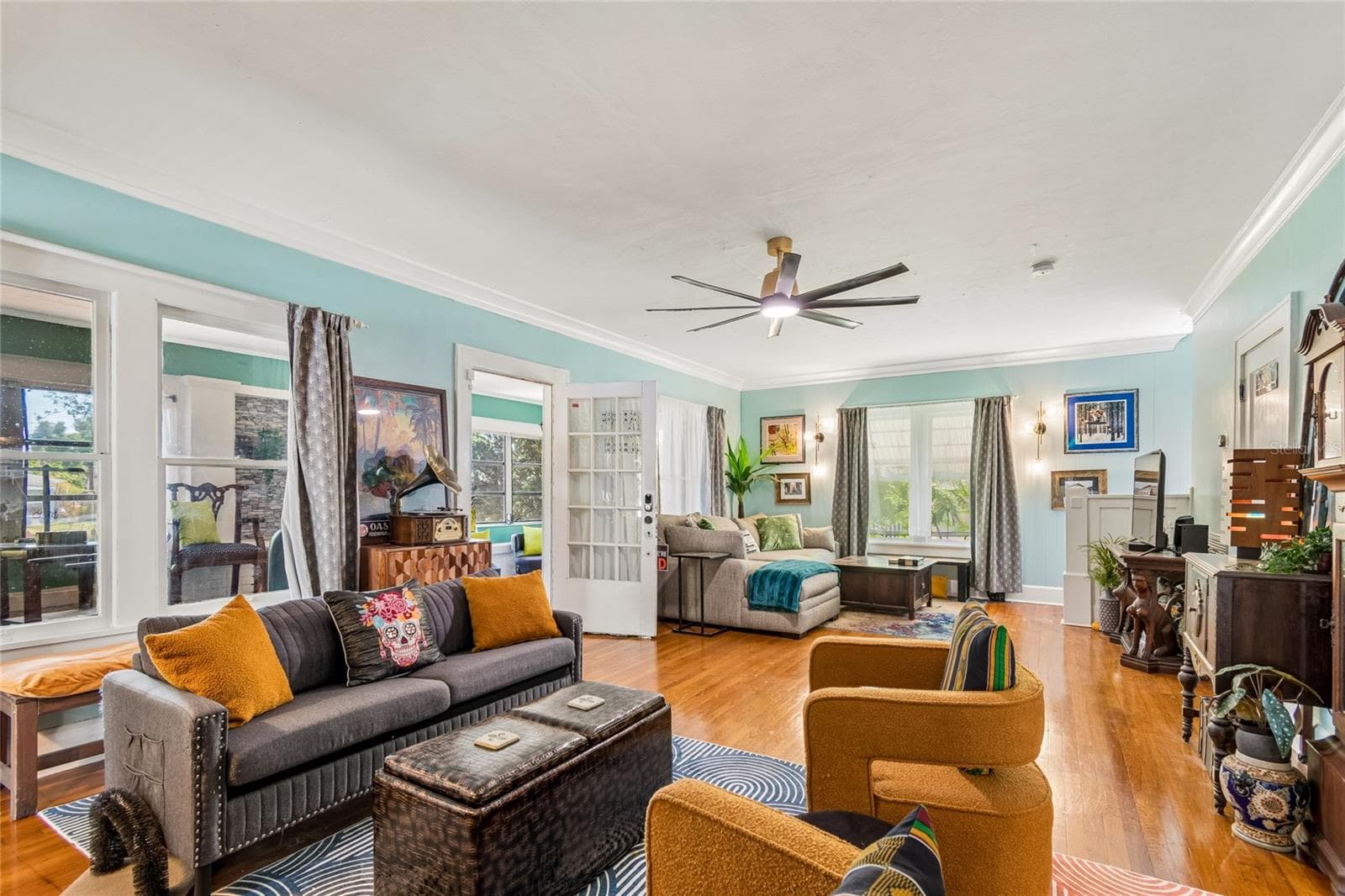 Single Family Residence at 4621 9TH AVE N, ST PETERSBURG, photo 14 of 64
