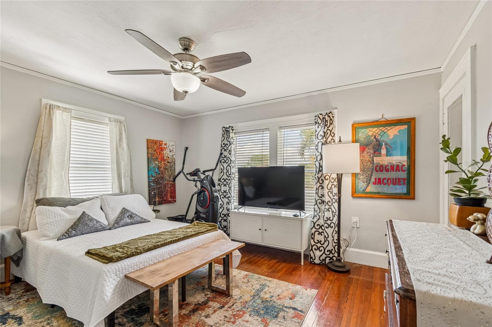 Single Family Residence at 4621 9TH AVE N, ST PETERSBURG, photo 30 of 64