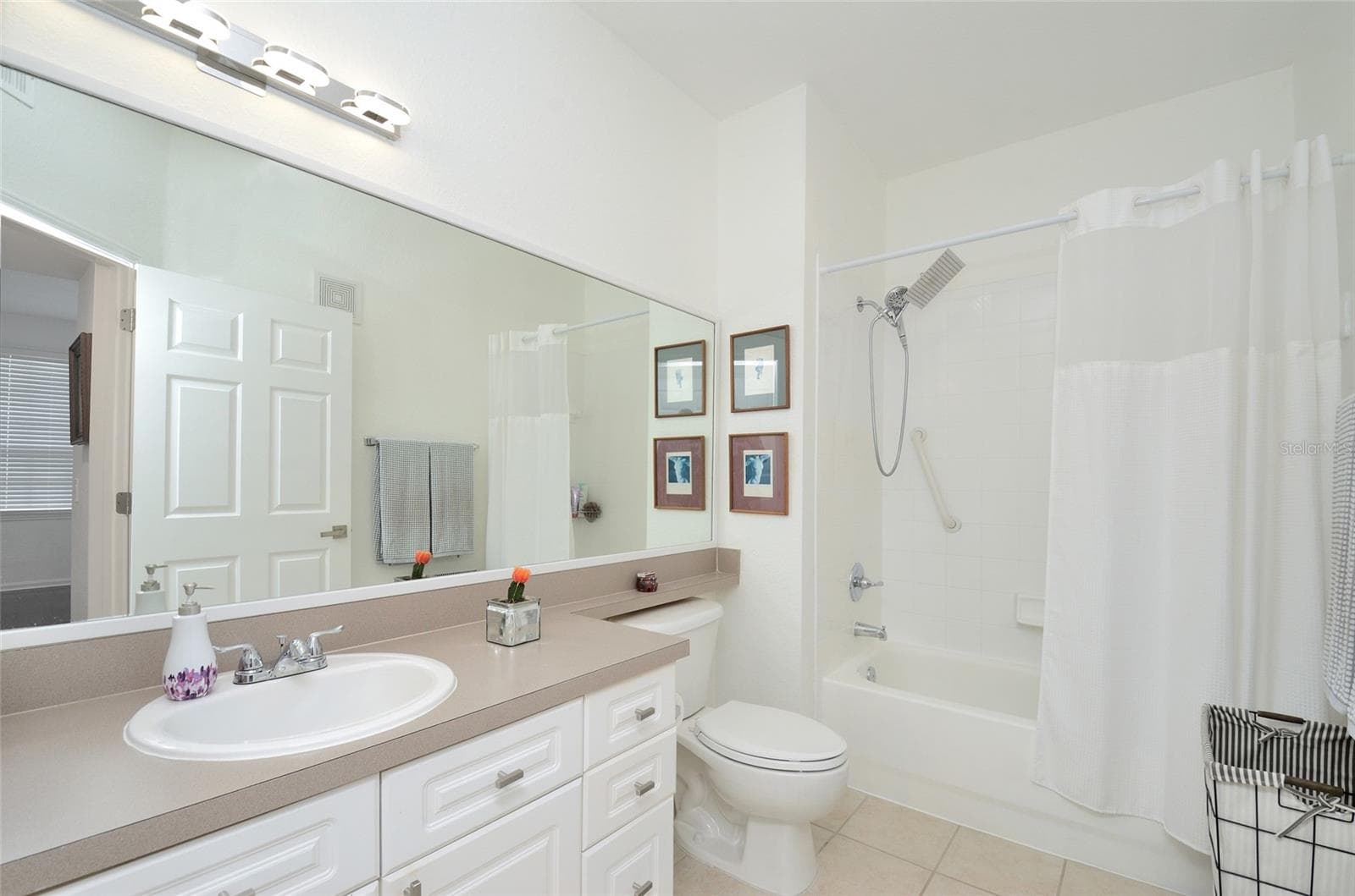 Condominium at 193 LONGVIEW AVE #103, CELEBRATION, photo 23 of 42