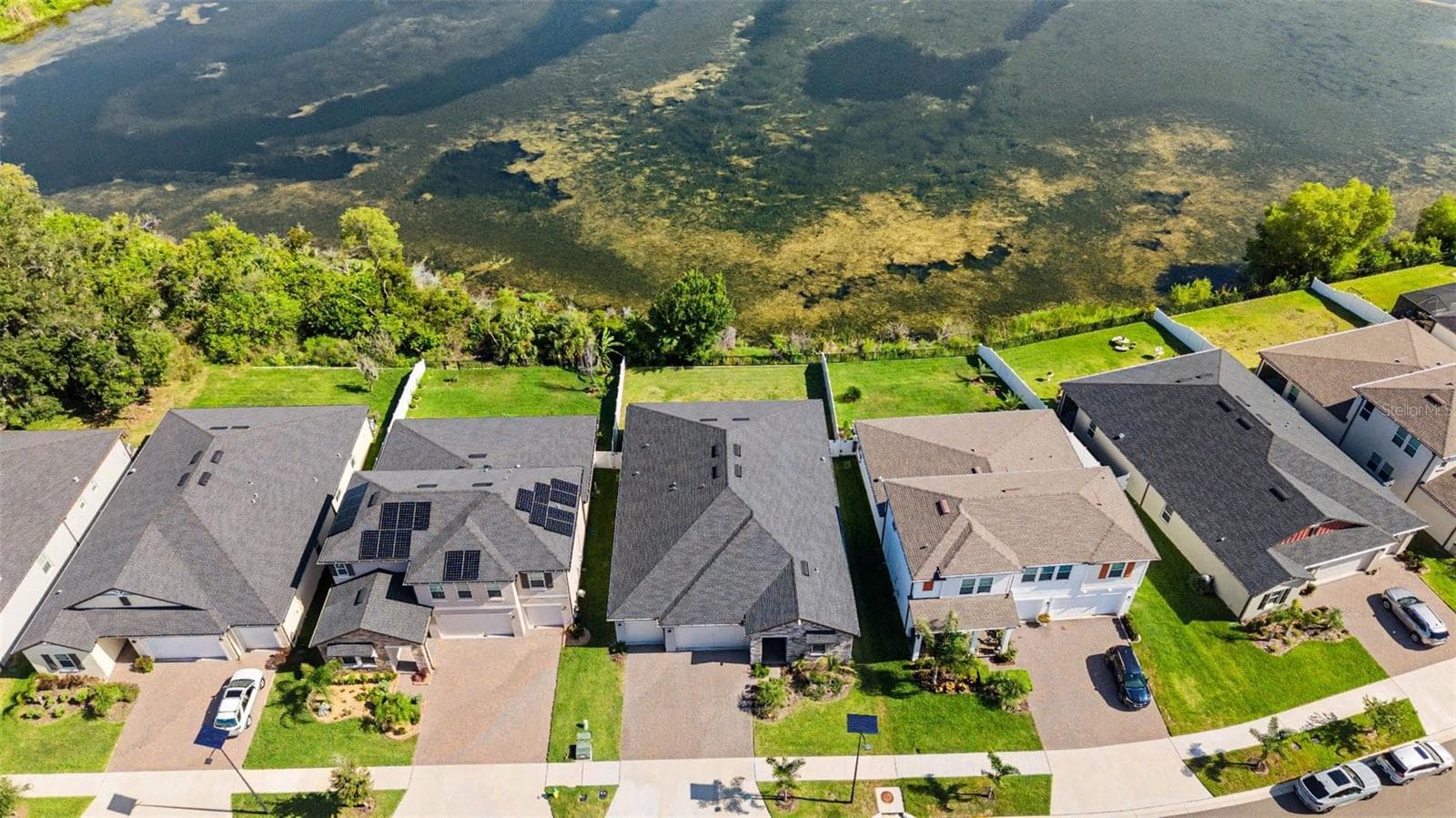 This home offers it all! - 12840 BERGSTROM BAY DR, RIVERVIEW