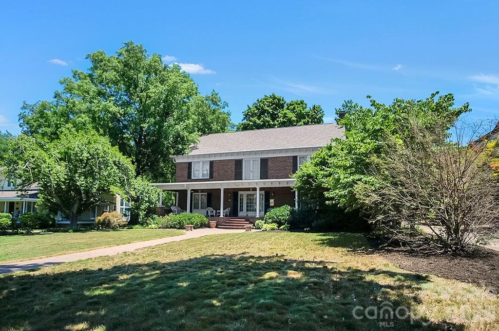 Single Family Residence at Shelby, photo 8 of 39