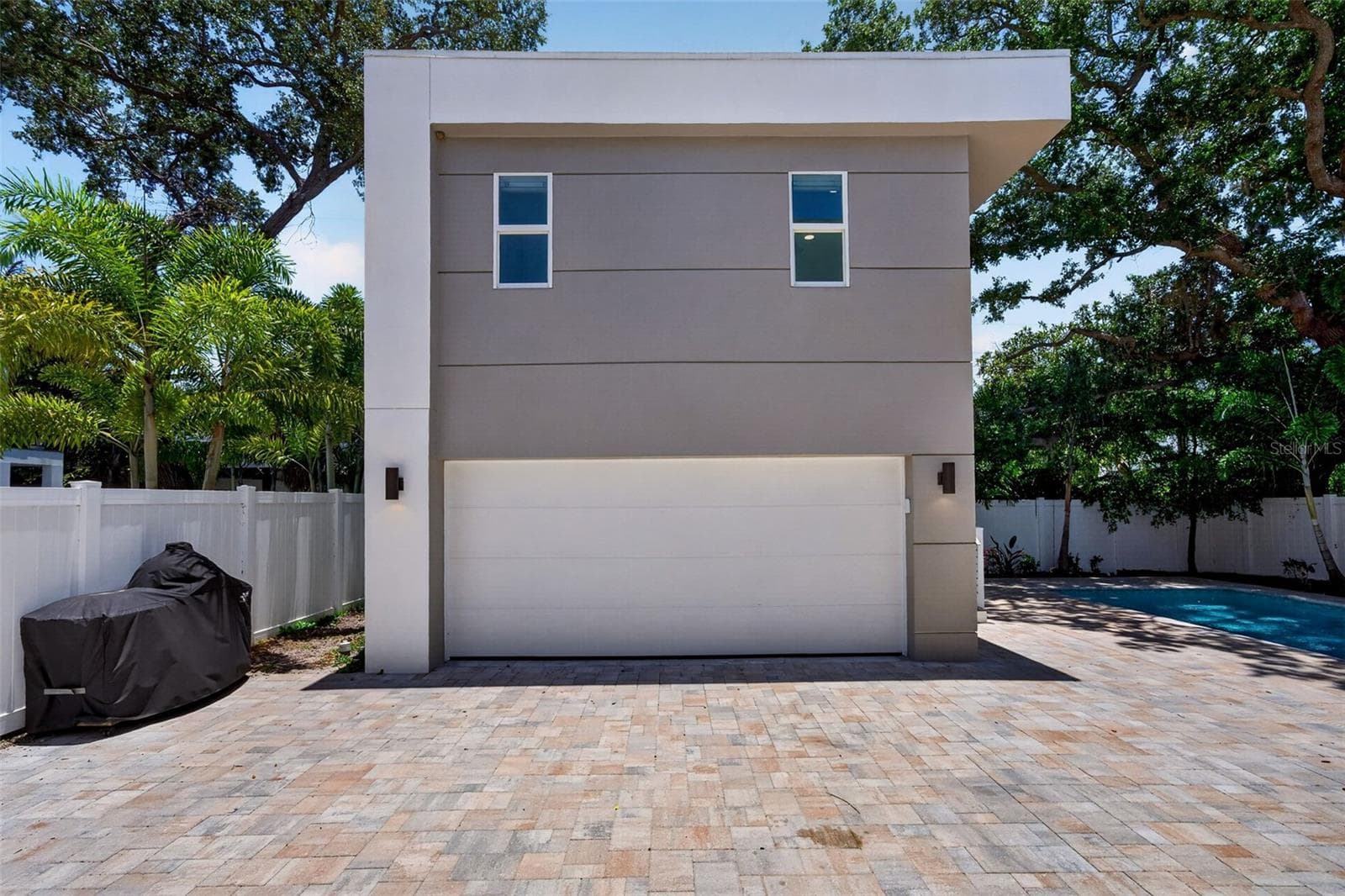 Single Family Residence at 2430 FLOYD ST, SARASOTA, photo 33 of 90