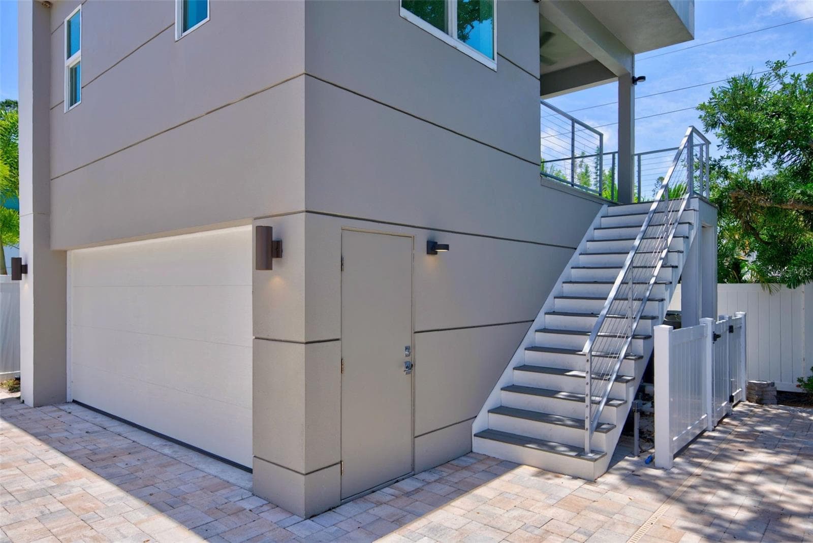 Single Family Residence at 2430 FLOYD ST, SARASOTA, photo 59 of 90