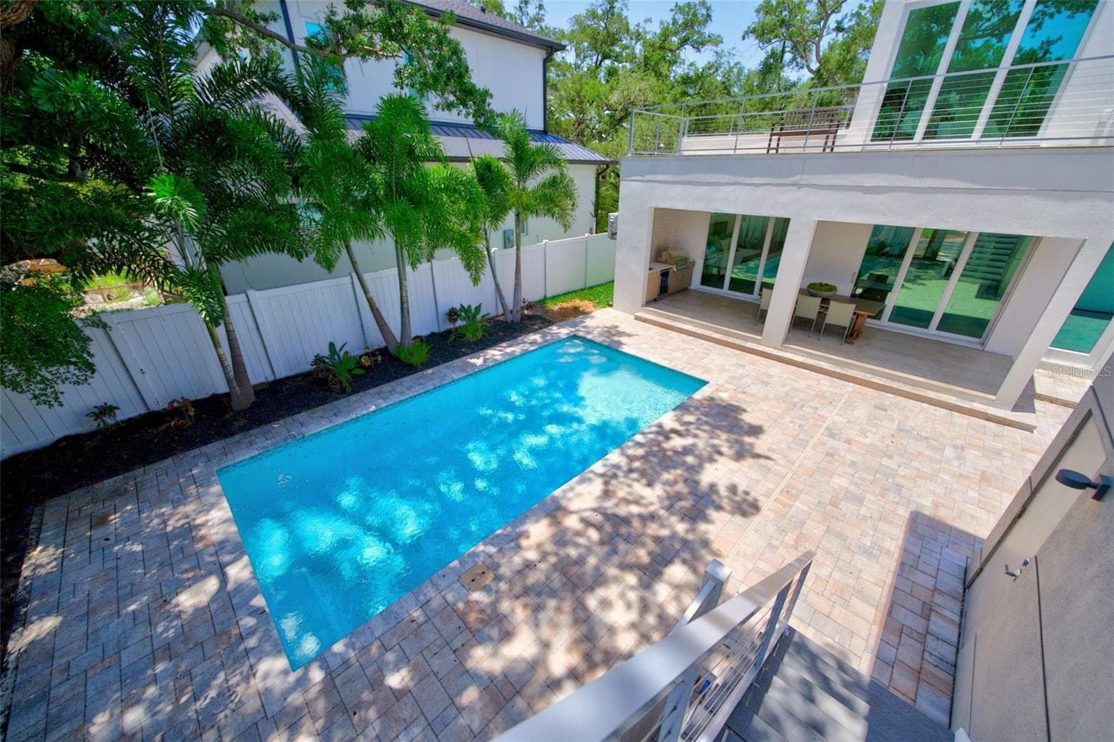 Single Family Residence at 2430 FLOYD ST, SARASOTA, photo 60 of 90