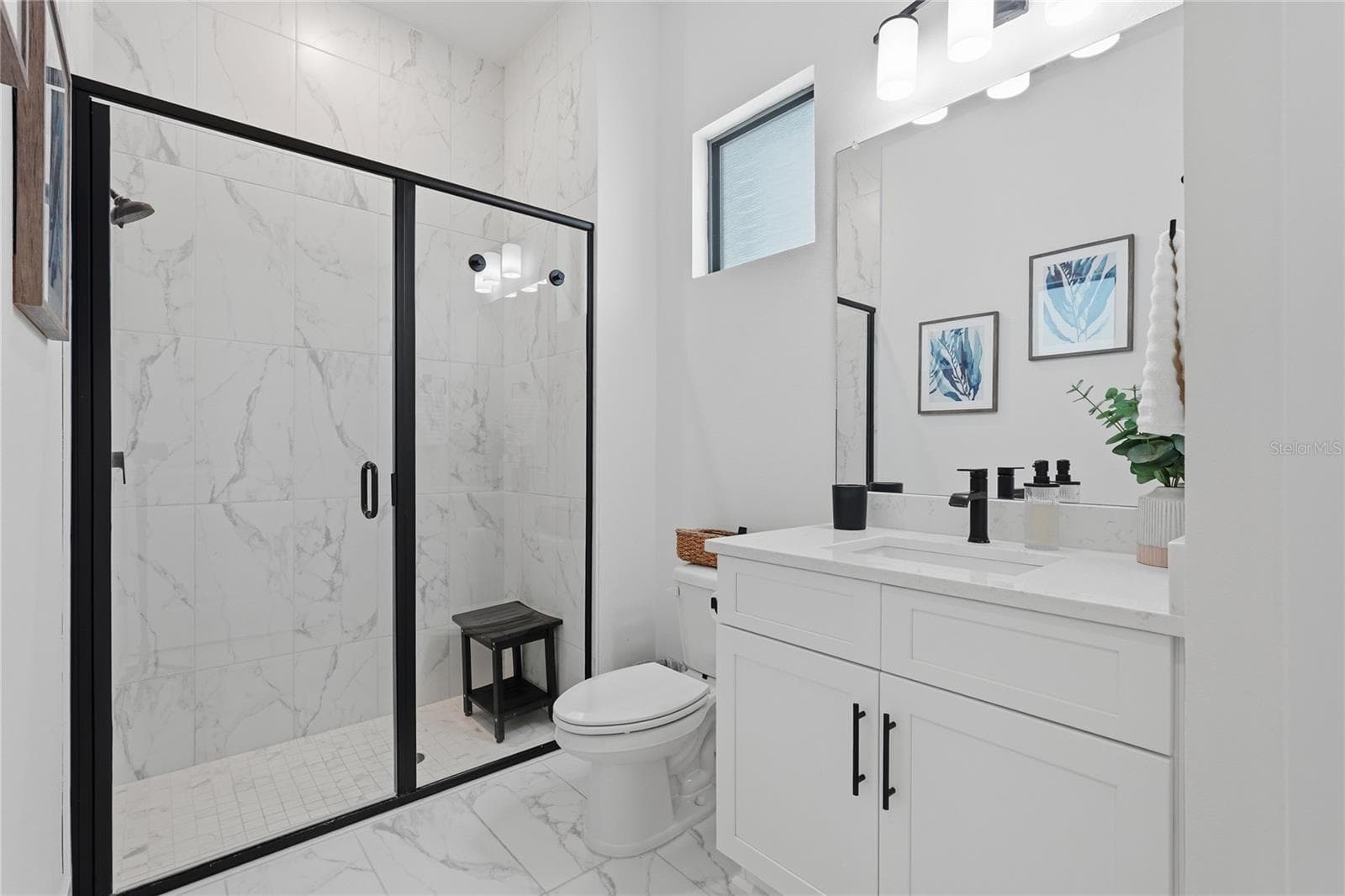 first floor bath - 4208 N CLEARFIELD AVE, TAMPA