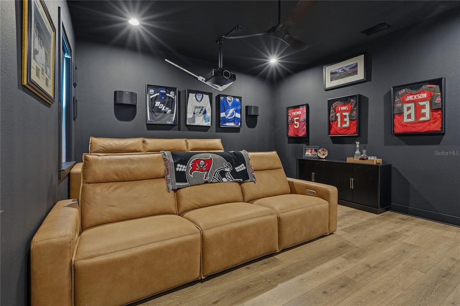 home theater - 4208 N CLEARFIELD AVE, TAMPA