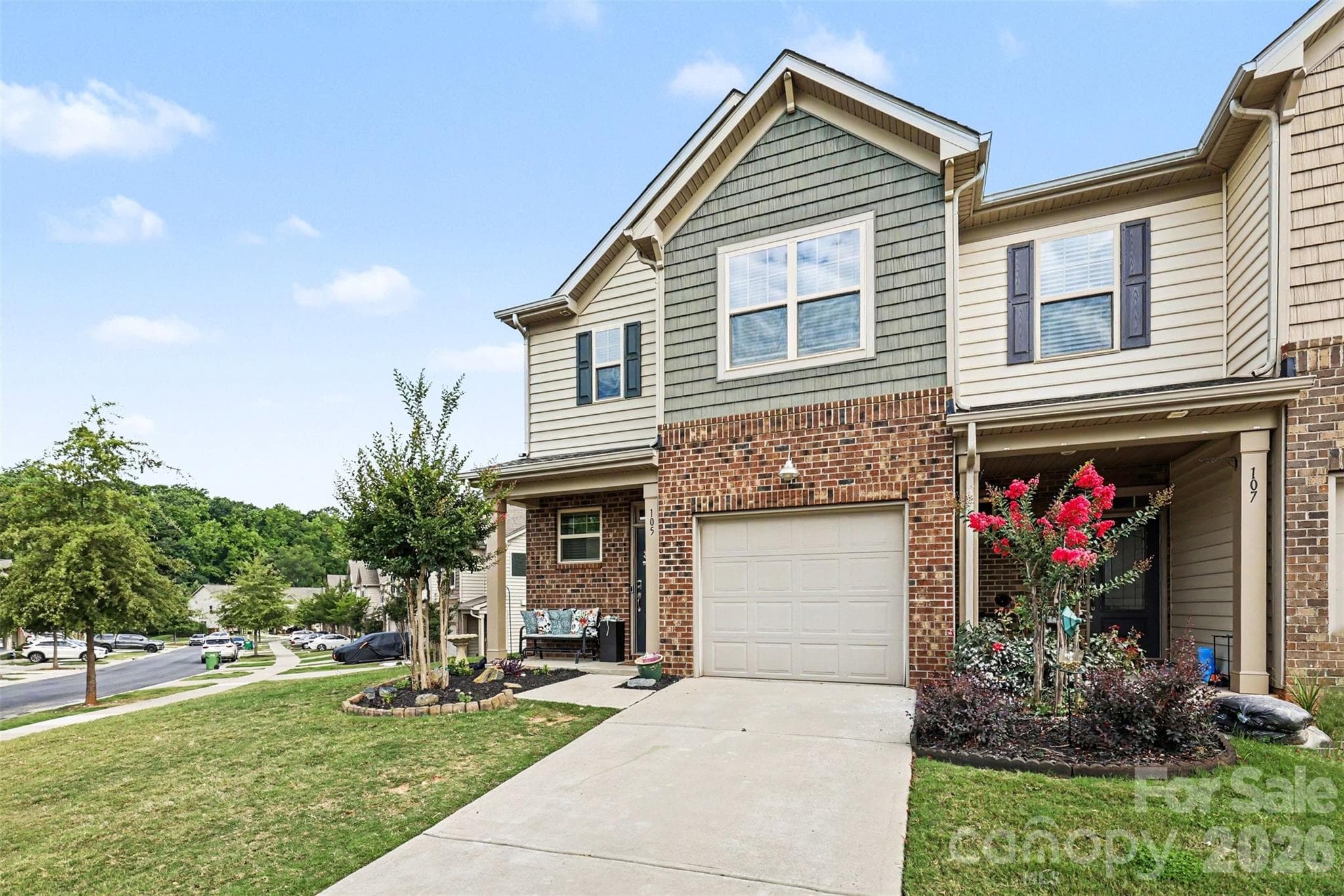 Townhouse at 105 Tigris Trail, Fort Mill, photo 3 of 39