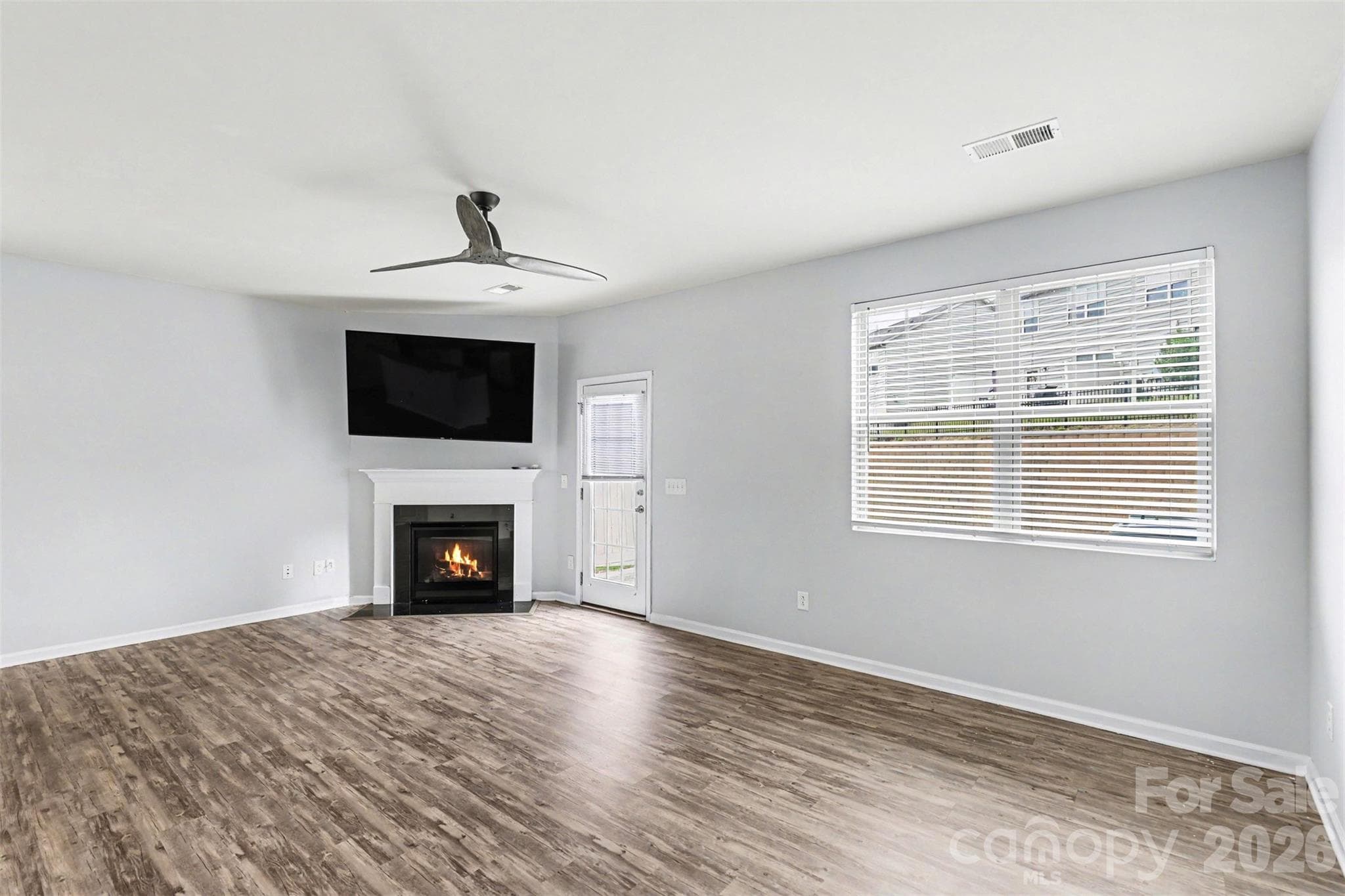 Townhouse at 105 Tigris Trail, Fort Mill, photo 12 of 39