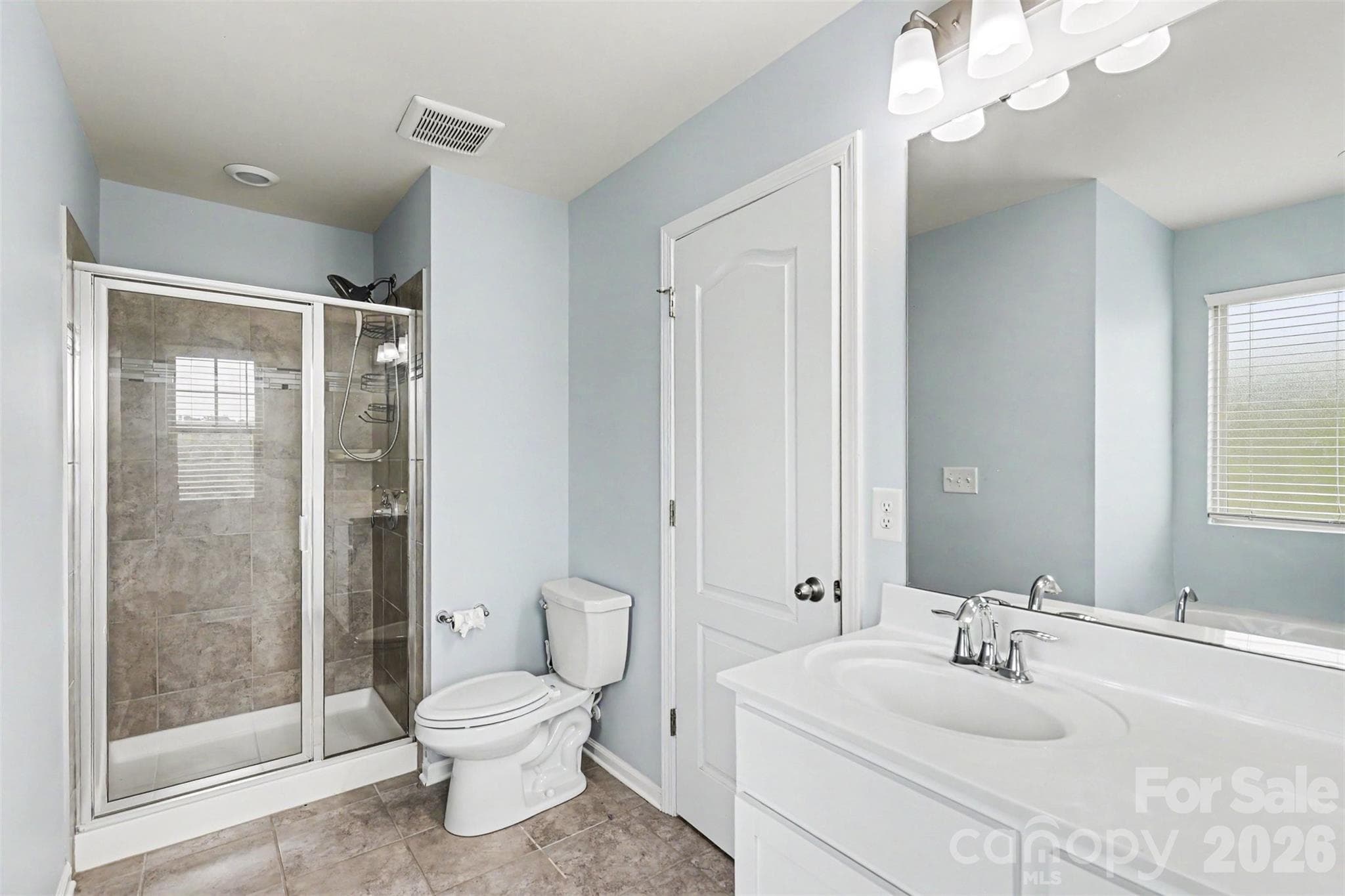 Townhouse at 105 Tigris Trail, Fort Mill, photo 27 of 39