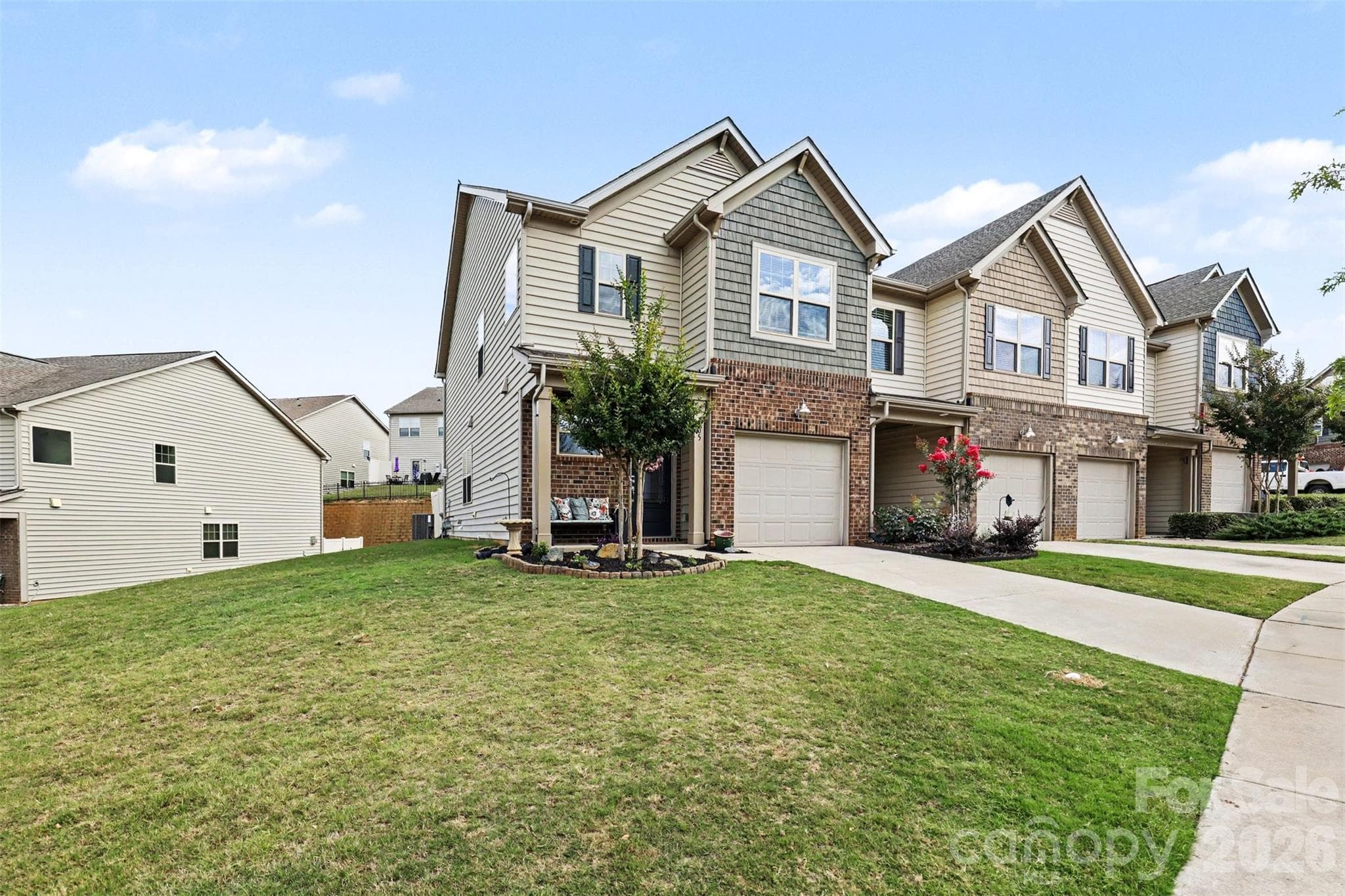 Townhouse at 105 Tigris Trail, Fort Mill, photo 32 of 39