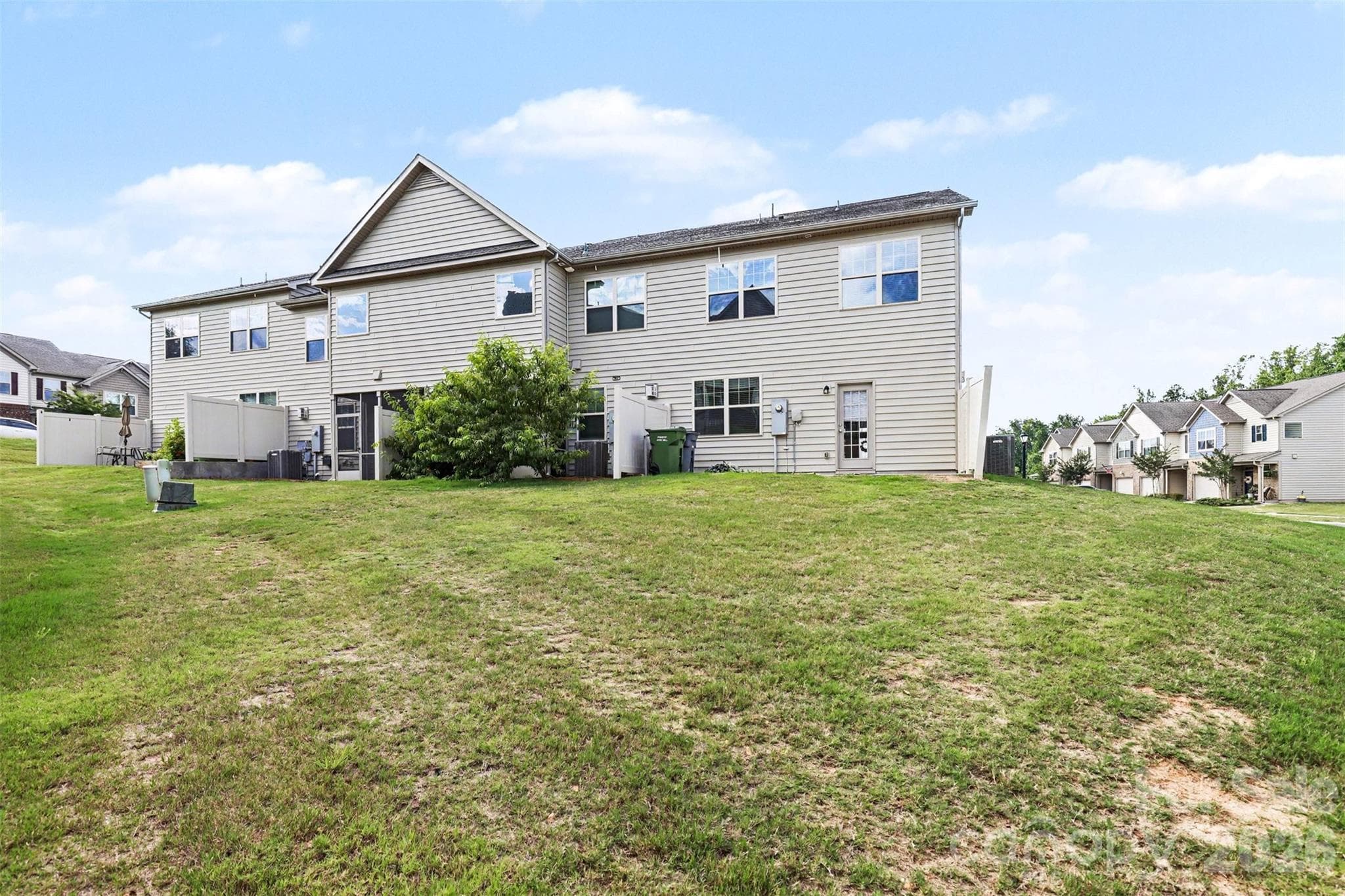 Townhouse at 105 Tigris Trail, Fort Mill, photo 35 of 39