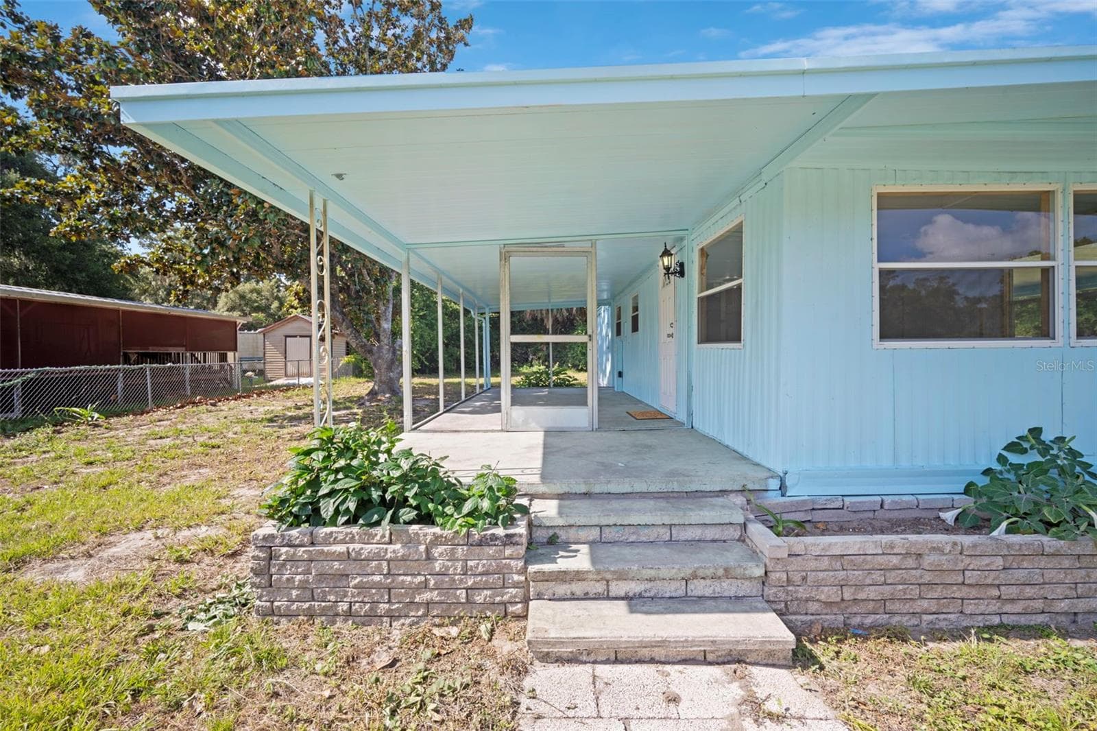 Mobile Home at 1389 NW 7TH LN, LAKE PANASOFFKEE, photo 6 of 48