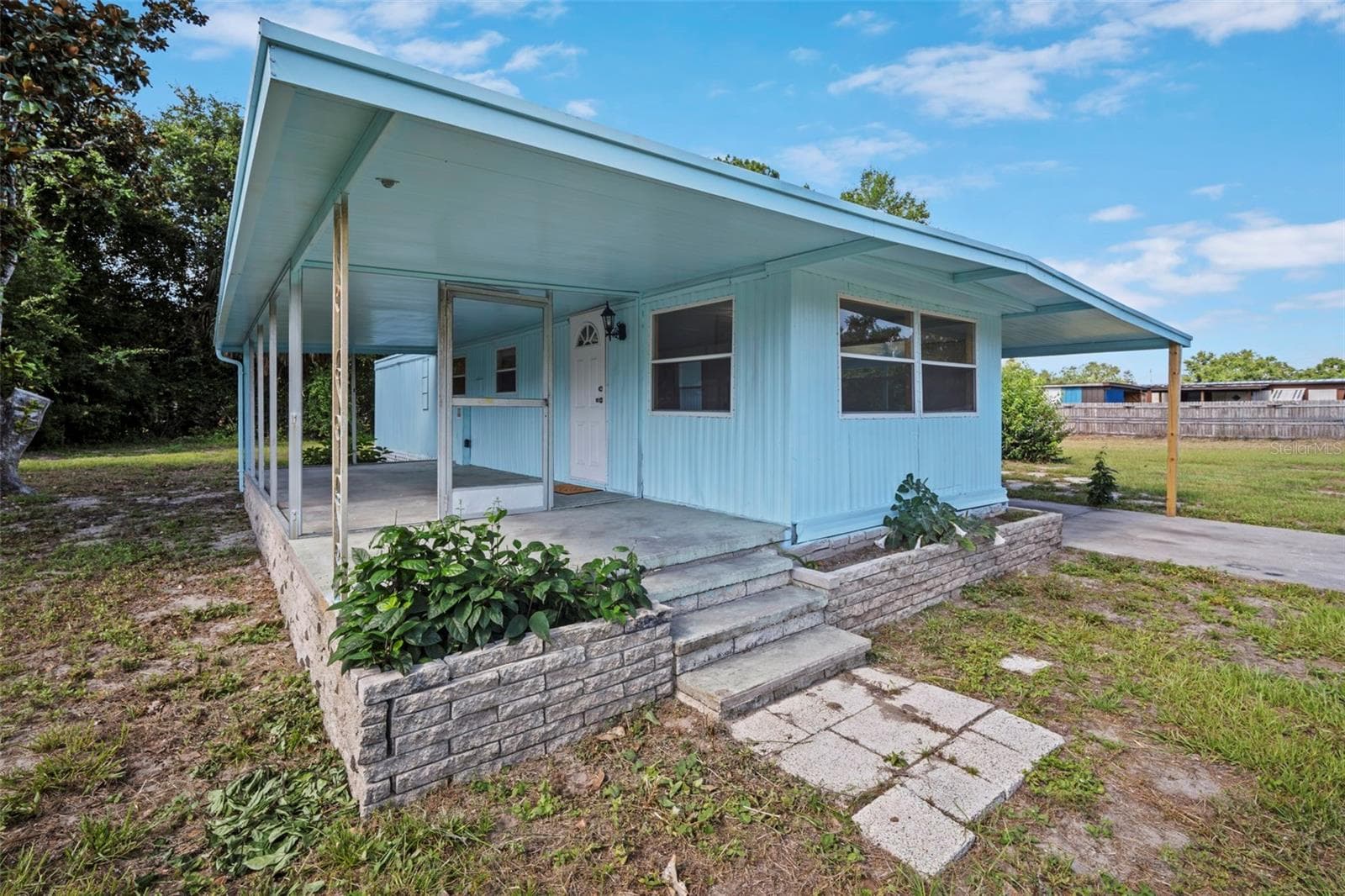 Mobile Home at 1389 NW 7TH LN, LAKE PANASOFFKEE, photo 7 of 48