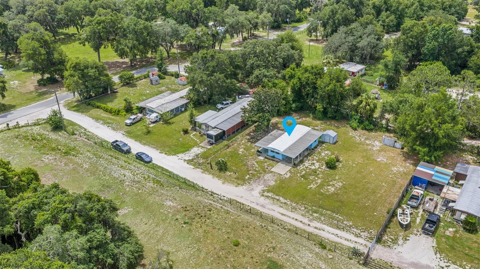 Mobile Home at 1389 NW 7TH LN, LAKE PANASOFFKEE, photo 33 of 48