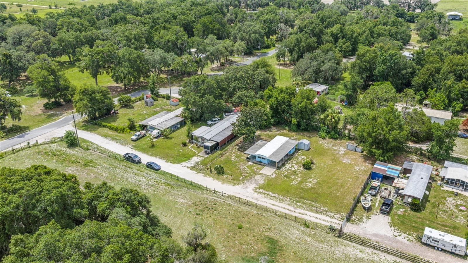 Mobile Home at 1389 NW 7TH LN, LAKE PANASOFFKEE, photo 36 of 48