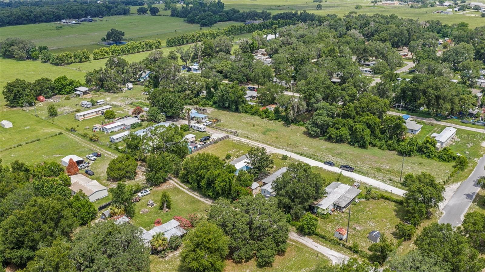 Mobile Home at 1389 NW 7TH LN, LAKE PANASOFFKEE, photo 39 of 48
