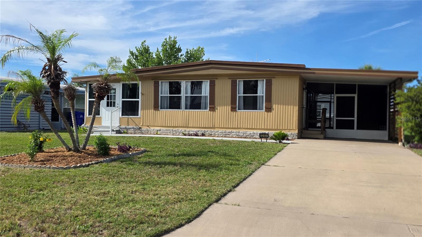 Florida Room, House, Carport - 1203 APACHE CIR, TAVARES