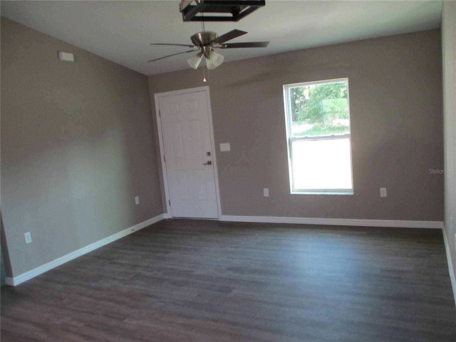 Single Family Residence at 5762 NW 5TH ST, OCALA, photo 5 of 7