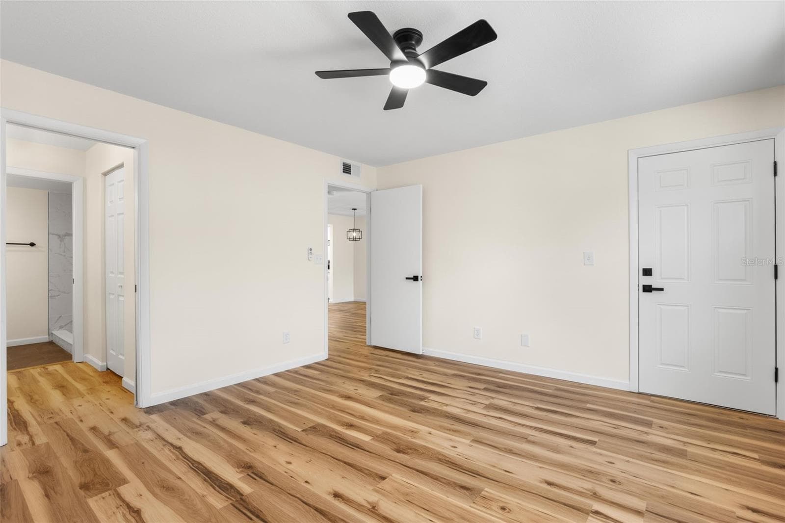 Condominium at 5817 PARK ST N #302, ST PETERSBURG, photo 20 of 36
