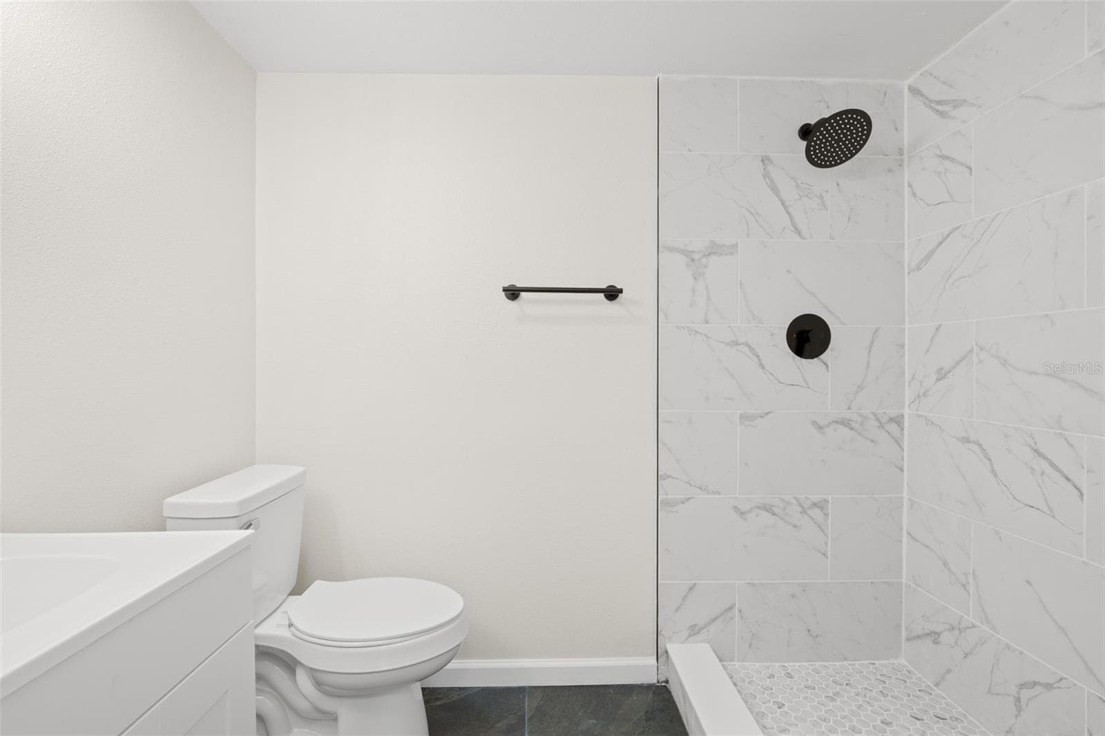 Primary En-suite Bath. Be the first person to enjoy this space! - 5817 PARK ST N #302, ST PETERSBURG