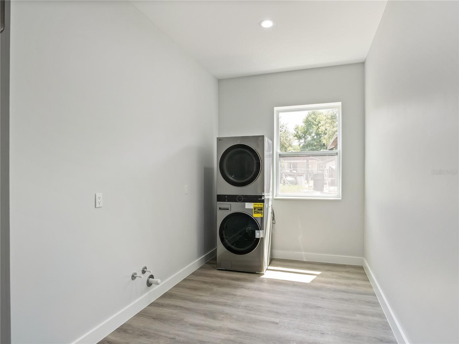 Laundry Room - 1190 W LAKESHORE DR, CLERMONT