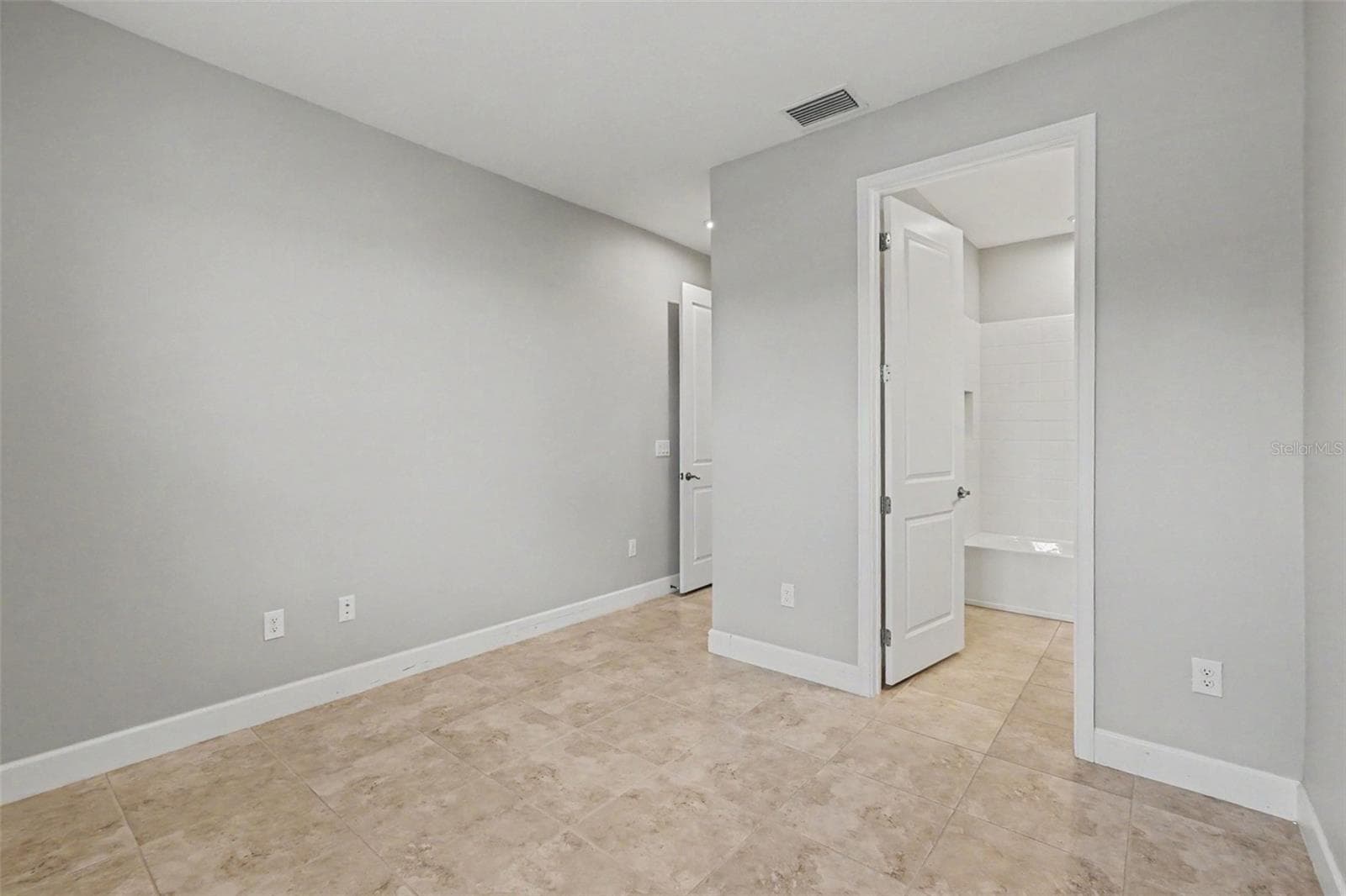 Villa at 10930 WENDOVER DR, PALMETTO, photo 20 of 26