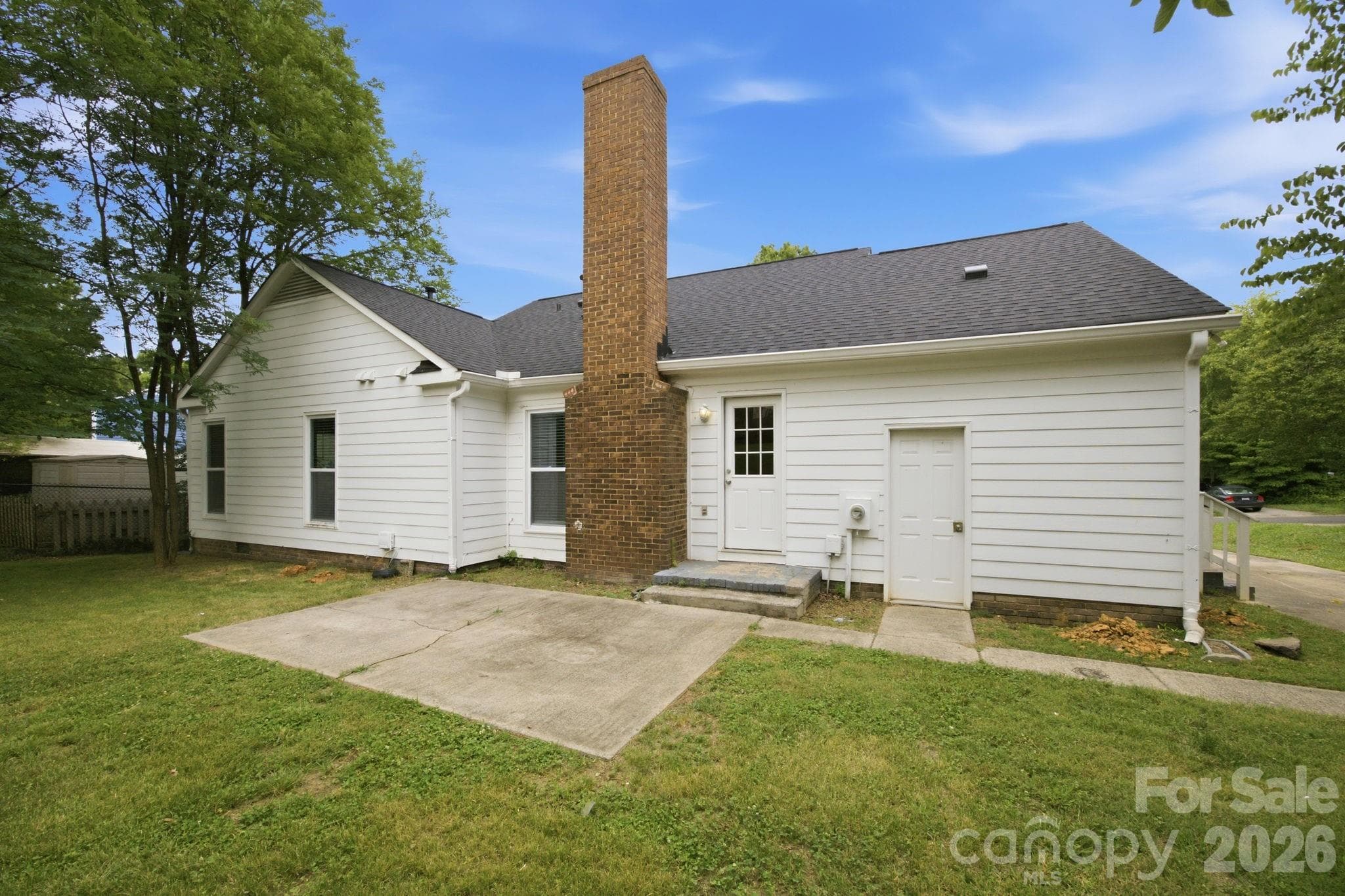 Single Family Residence at 5317 Caradon Drive, Charlotte, photo 30 of 43