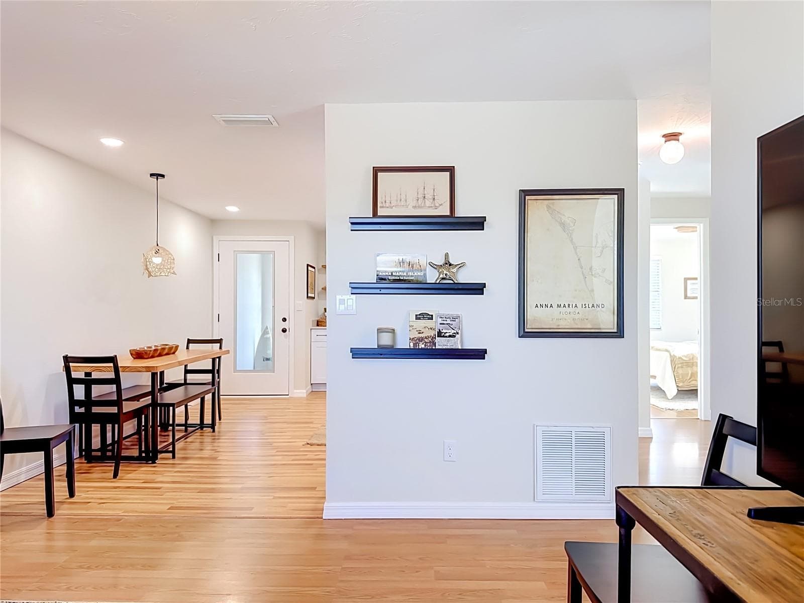 Single Family Residence at 202 PEACOCK LN #B, HOLMES BEACH, photo 16 of 63