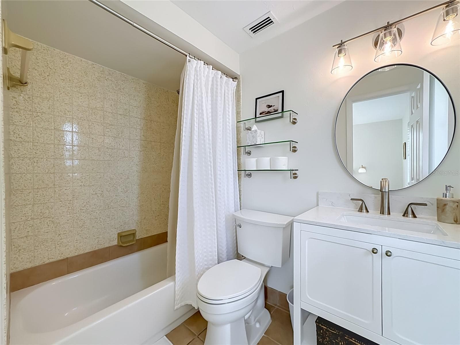 Single Family Residence at 202 PEACOCK LN #B, HOLMES BEACH, photo 26 of 63