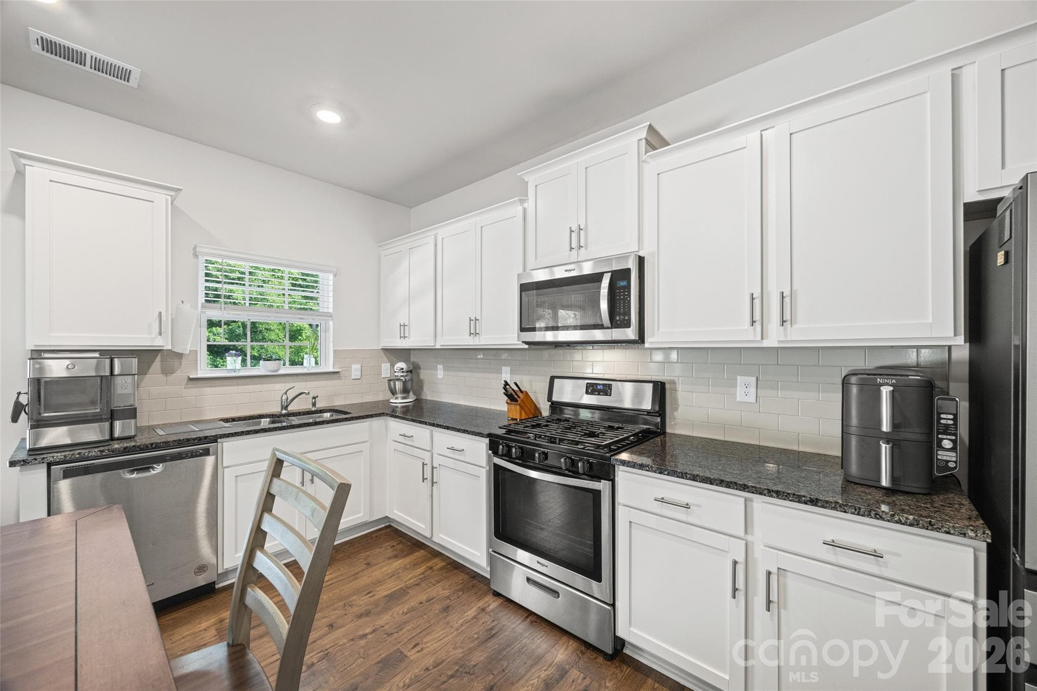 Single Family Residence at 542 King Clover Lane, Clover, photo 9 of 28