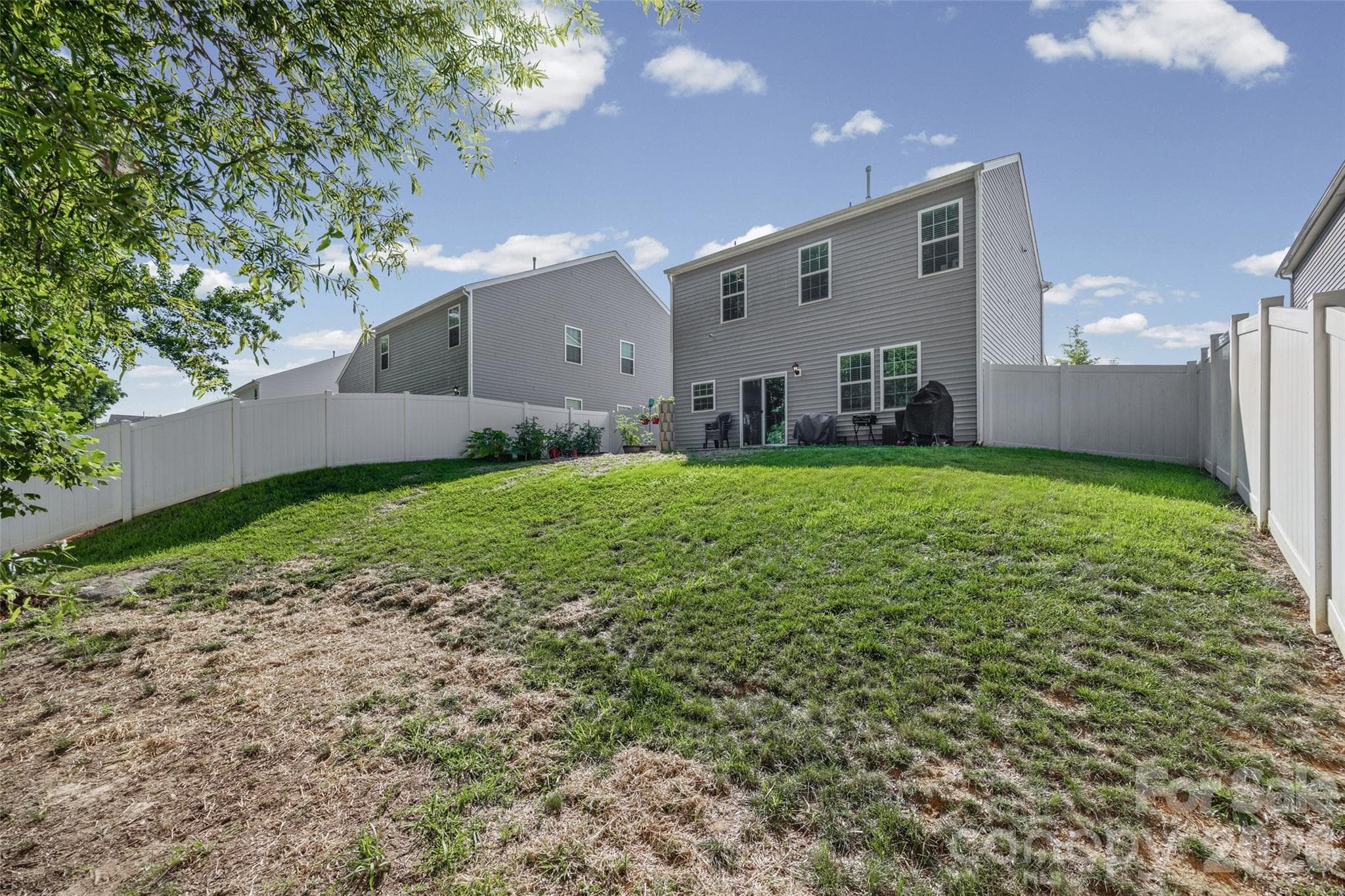 Single Family Residence at 542 King Clover Lane, Clover, photo 22 of 28