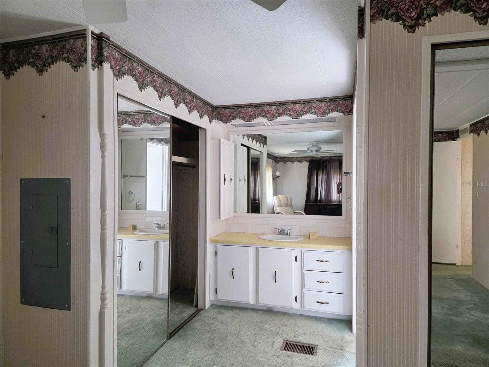 Primary Bath - 3329 OAKWOOD BLVD S, SARASOTA
