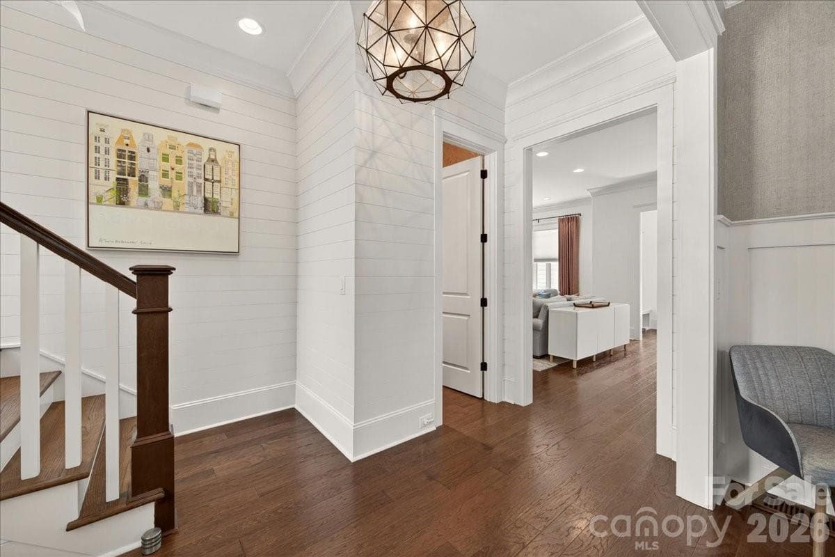 Single Family Residence at 748 Ellsworth Road, Charlotte, photo 7 of 48