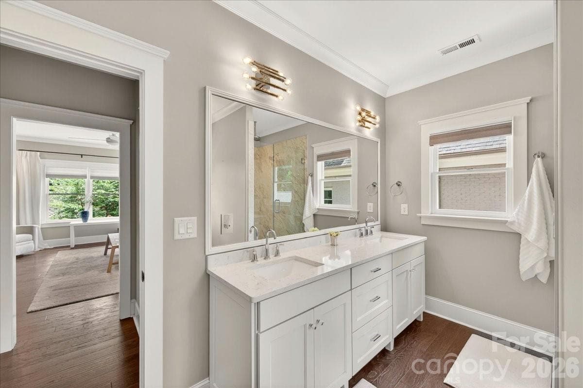 Single Family Residence at 748 Ellsworth Road, Charlotte, photo 29 of 48