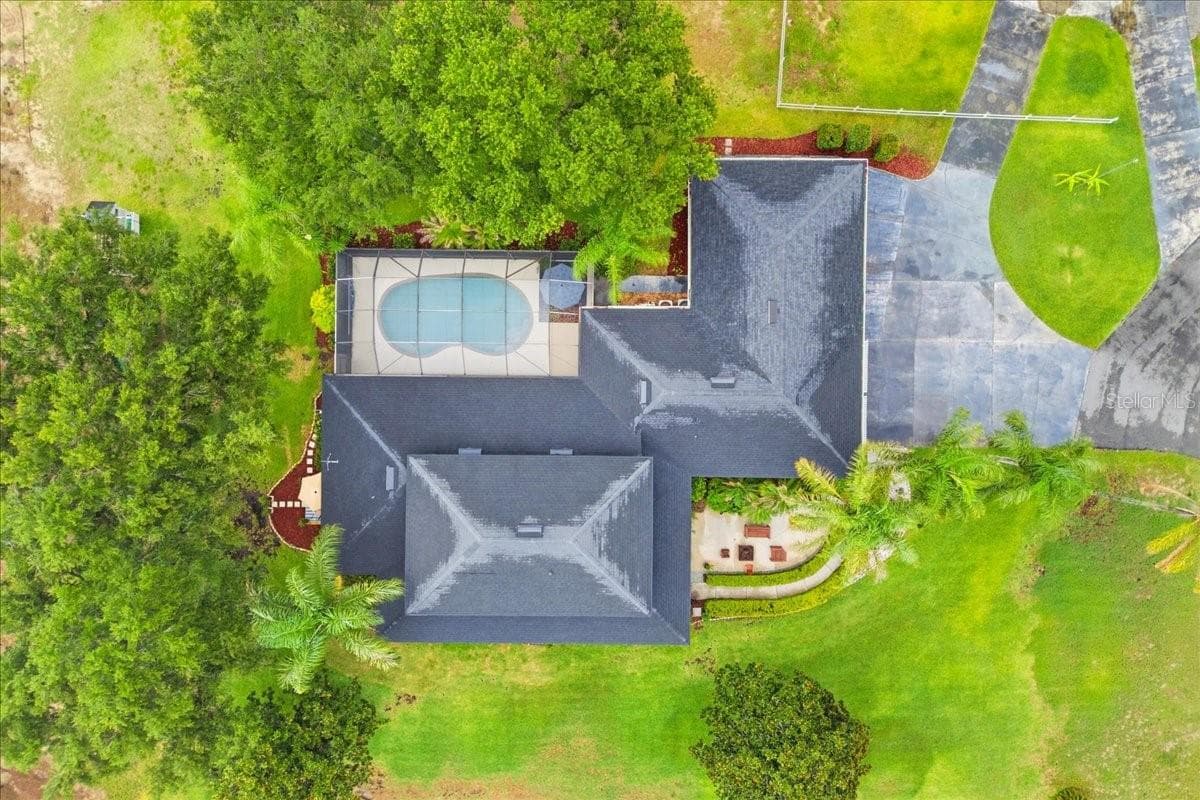 Single Family Residence at 915 N CROOKED LAKE DR, BABSON PARK, photo 48 of 54