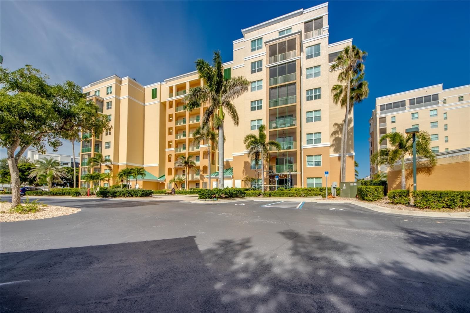2090 MATECUMBE KEY RD #1202
