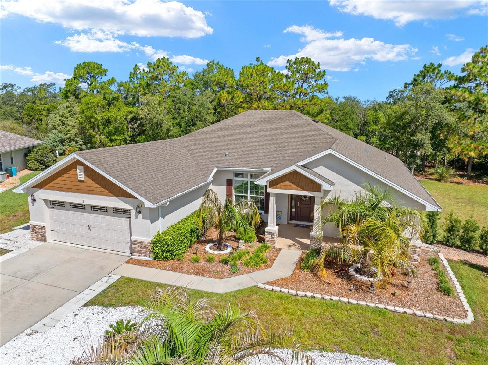 8 DAHLIA CIR S