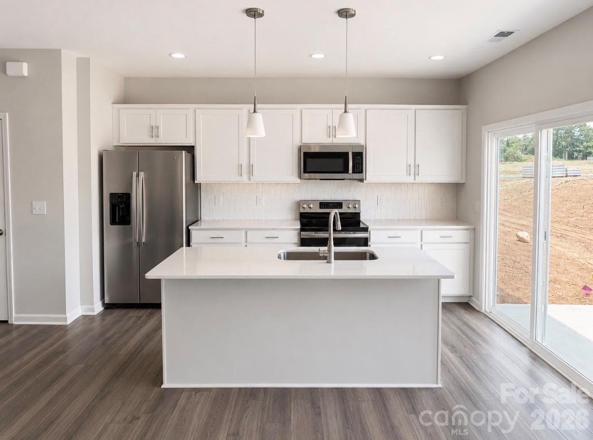 Townhouse at Charlotte, photo 8 of 15