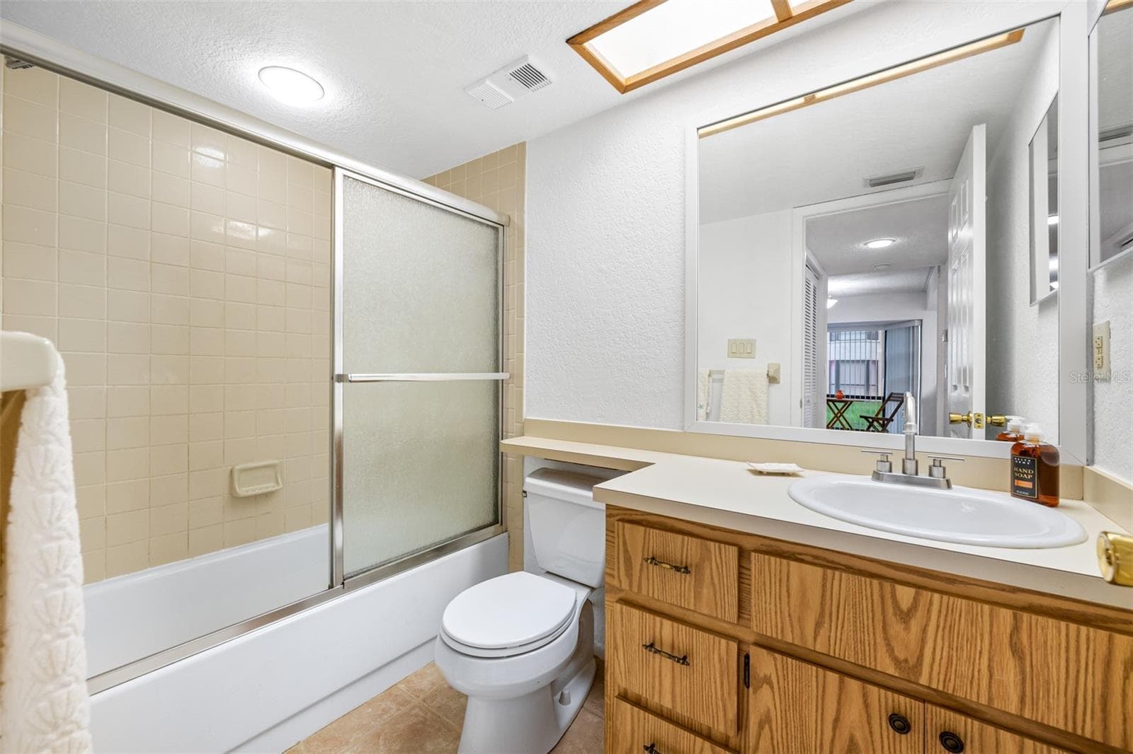 Bath 2 - 11511 113TH ST #10A, LARGO