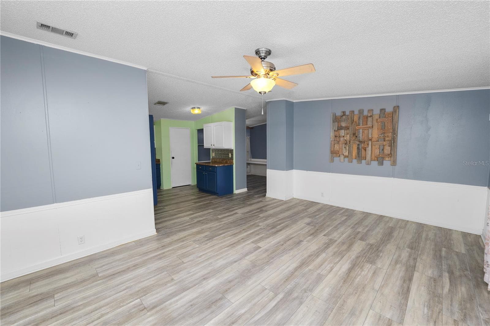 Manufactured Home at 3159 HONEOYE TRL #42, LAKELAND, photo 10 of 39