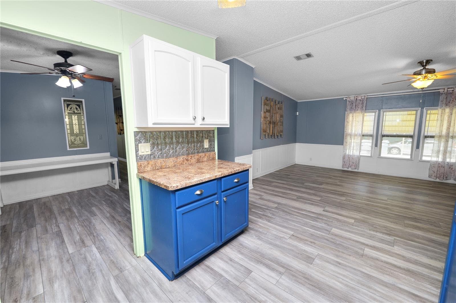 Manufactured Home at 3159 HONEOYE TRL #42, LAKELAND, photo 14 of 39