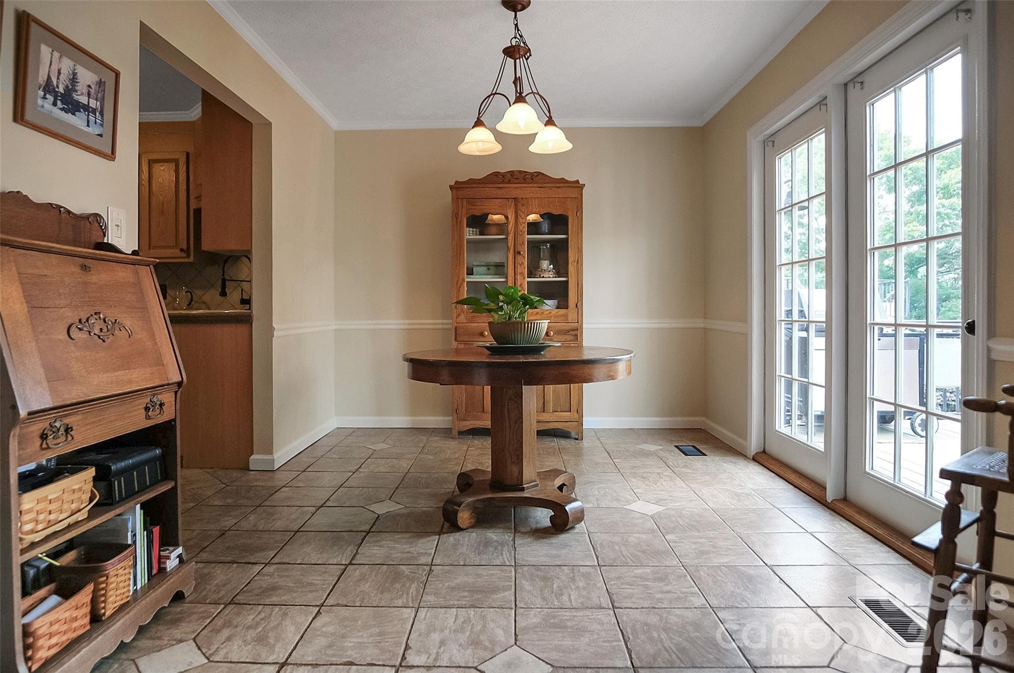 Single Family Residence at 104 Doral Court, Kings Mountain, photo 20 of 48