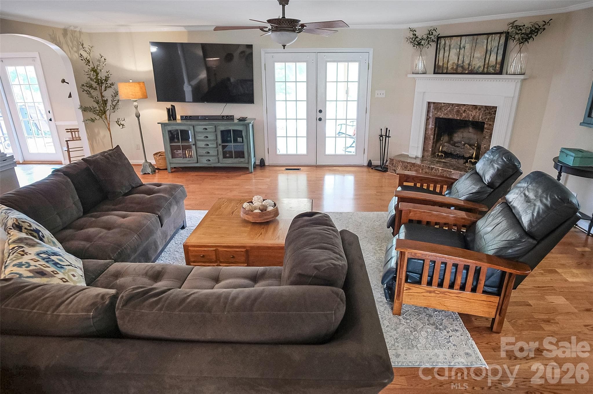 Single Family Residence at Kings Mountain, photo 9 of 48
