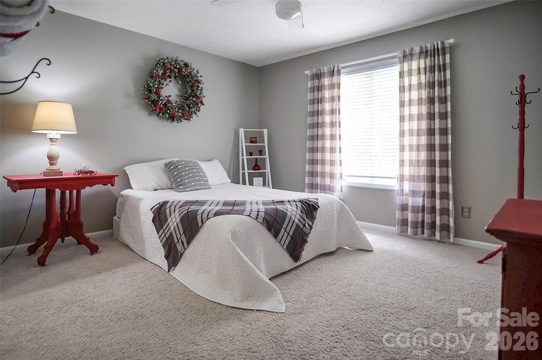 Single Family Residence at 104 Doral Court, Kings Mountain, photo 28 of 48
