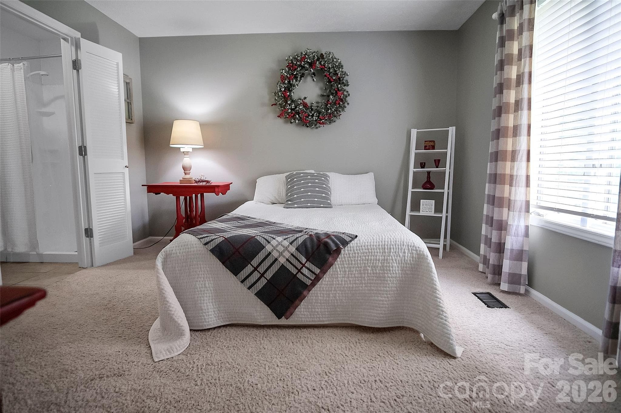 Single Family Residence at 104 Doral Court, Kings Mountain, photo 29 of 48