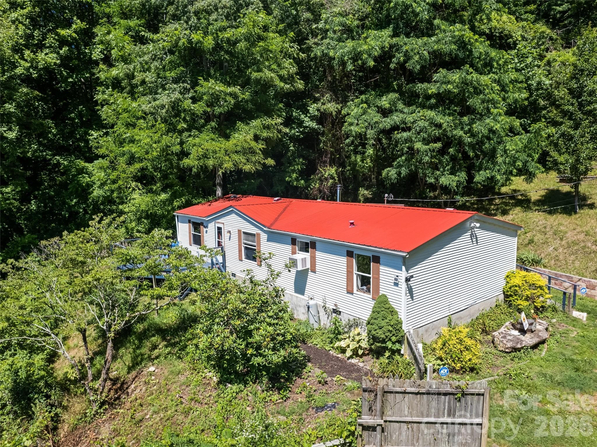 Single Family Residence at 115 Slick Rock Ridge, Maggie Valley, photo 13 of 18