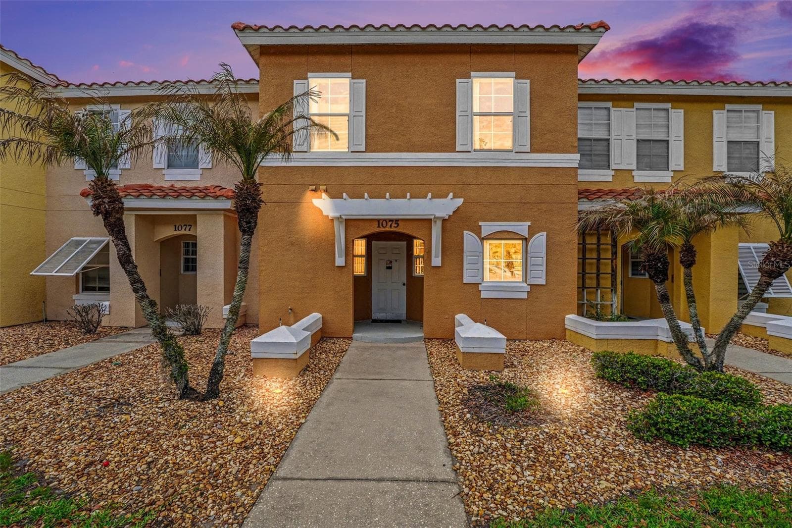 1081 PARK RIDGE CIR