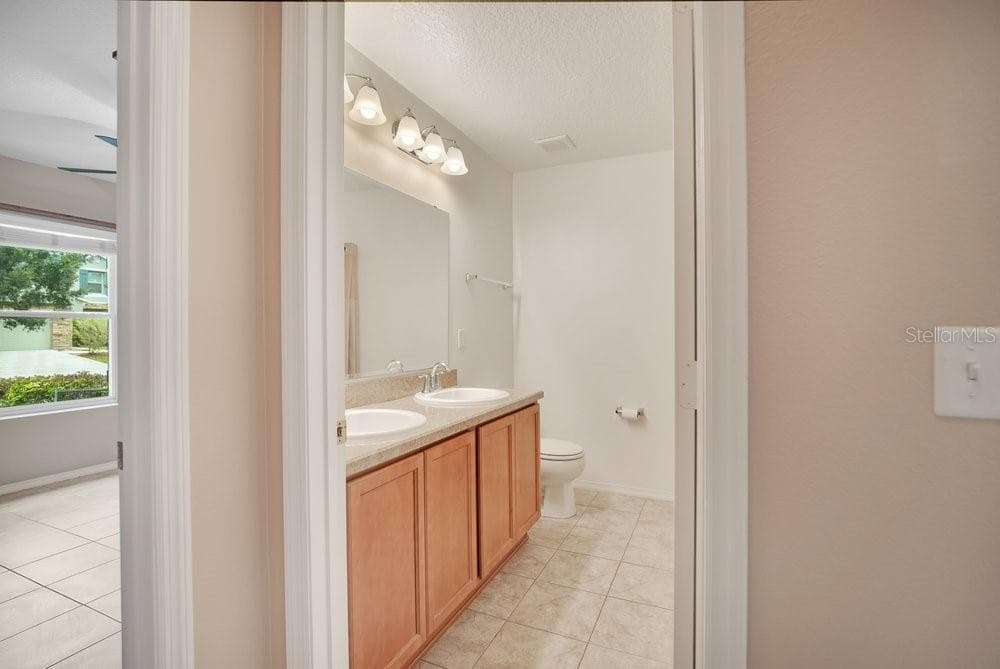 Bathroom 2 - 2319 PLANTATION OAK DR, ORLANDO